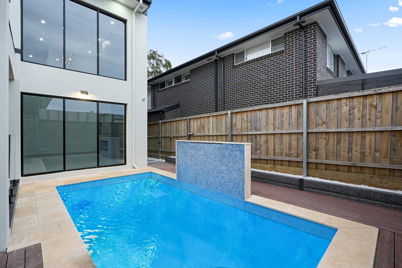 N2 Media (17 of 24) (2)